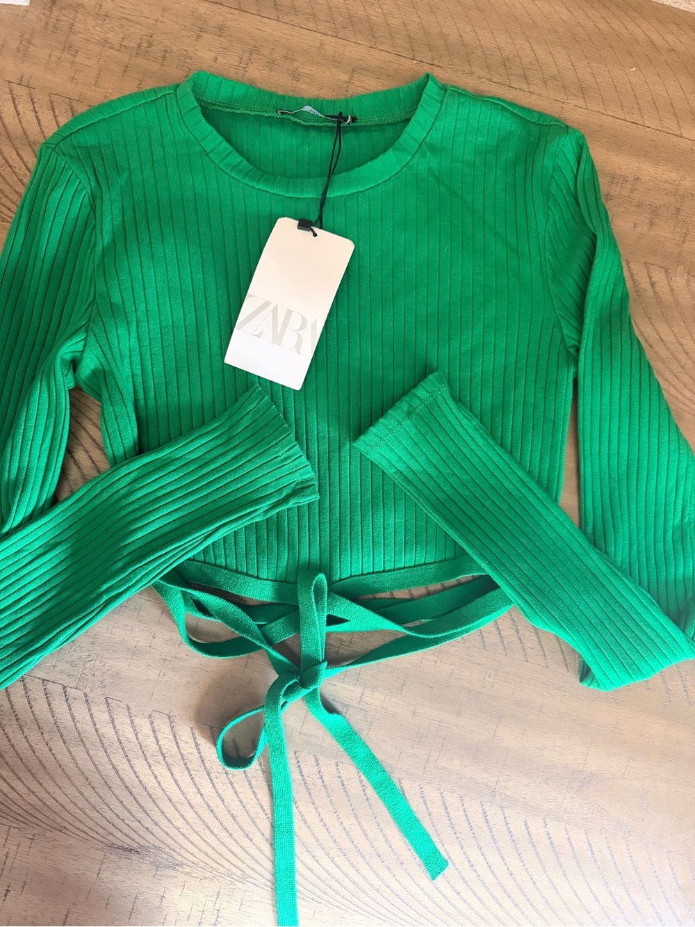 ZARA Emerald Green Ribbed Knit Top